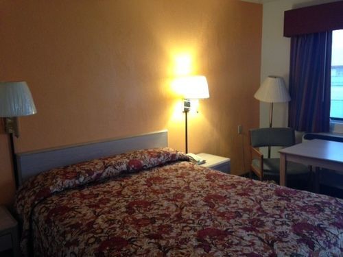 Rodeway Caverns Area Inn Carlsbad